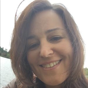 Meet your Posher, Larisa